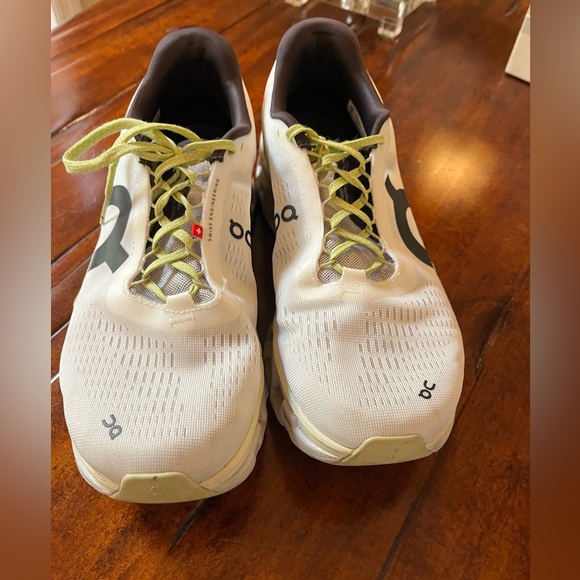 On Cloud men’s runningng shoes size 10 excellentlent condition - Picture 4 of 7